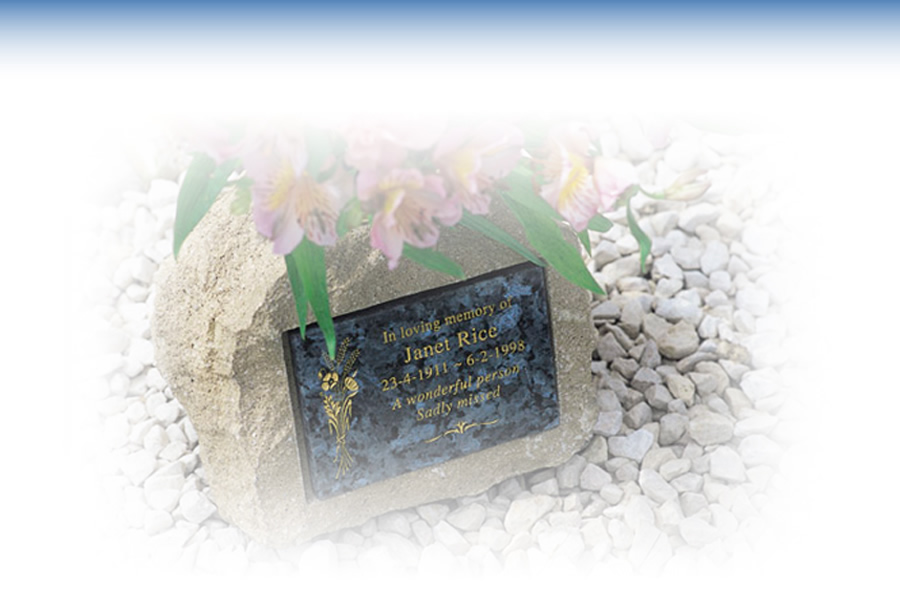 Harwood Park dedicated plaques
